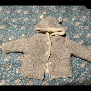 GAP- baby -size 3-6 months lined jackets with hood- Gray